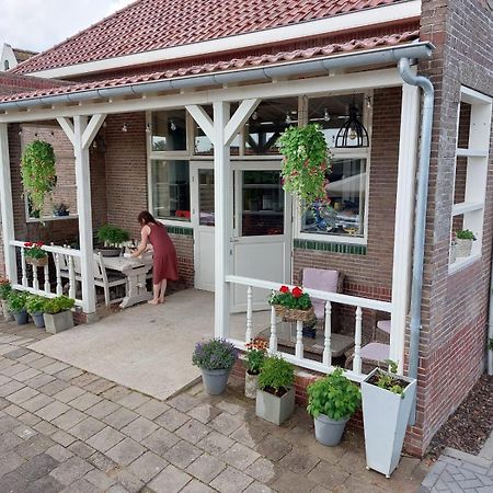 Bnbspanbroek Bilik gambar