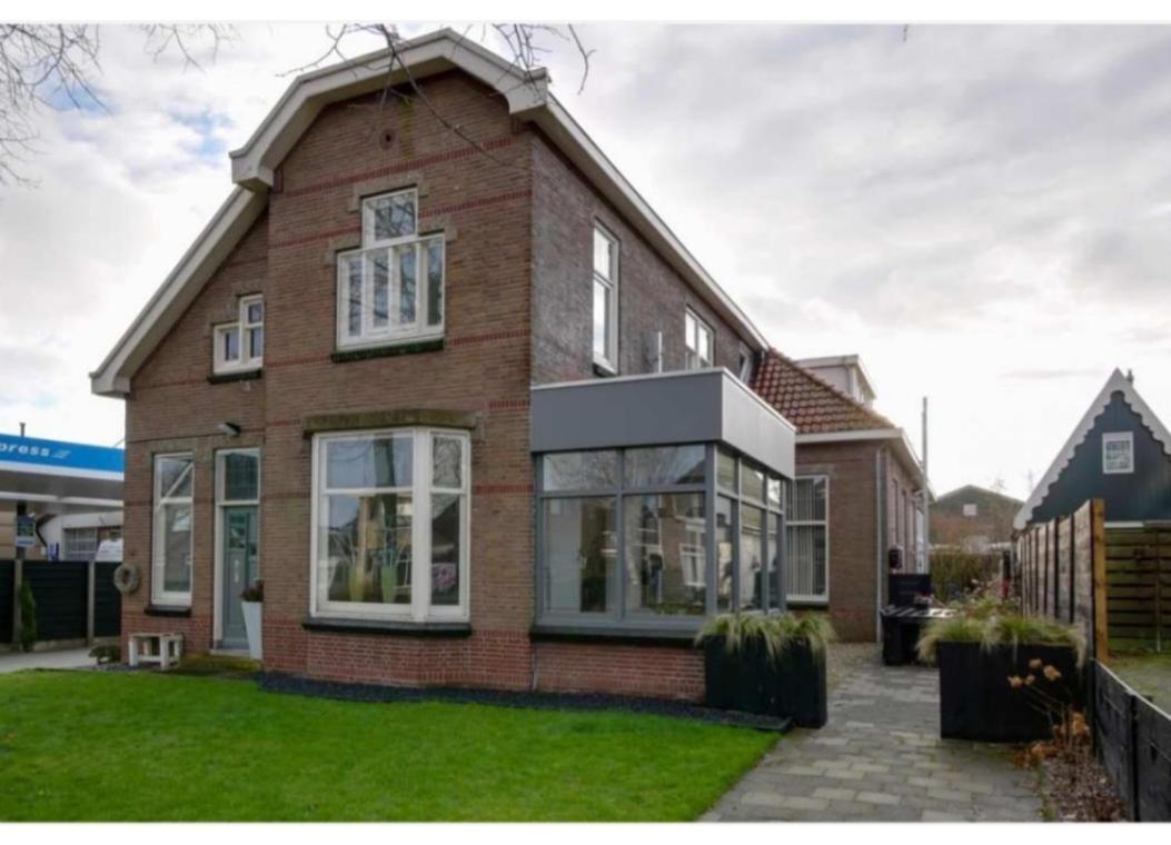Bnbspanbroek Luaran gambar